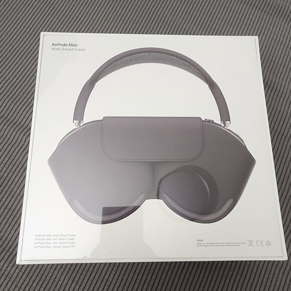 Apple AirPod Max - Picture 2 of 5